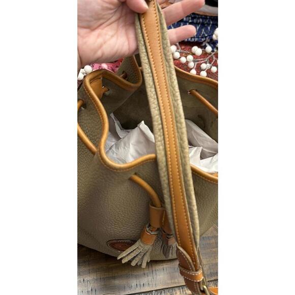 vintage Dooney & Bourke All-Weather Leather drawstring bucket bag in the taupe - Picture 15 of 15